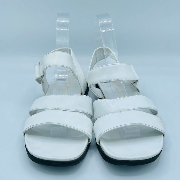 Vintage Laura Scott White Leatherv Sandals - Picture 1 of 10
